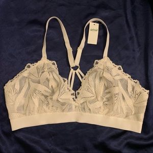 AERIE - Cream Colored Lacey Bralette